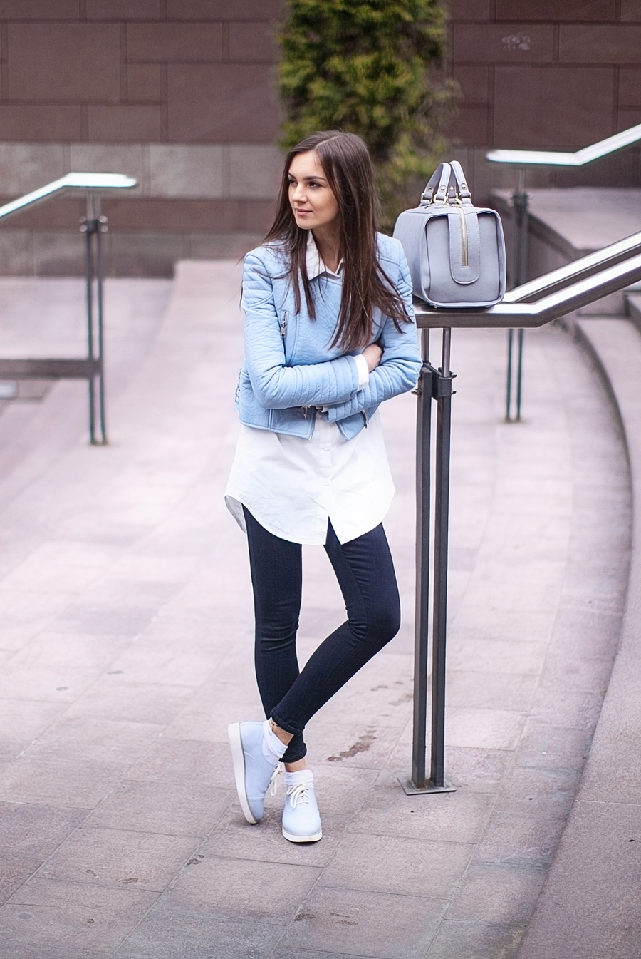 fashion_personal_style_blog_pastel_leather_jacket_white_shirt_black_skinny_jeans_street_style_blogger_outfit_look_zara_5